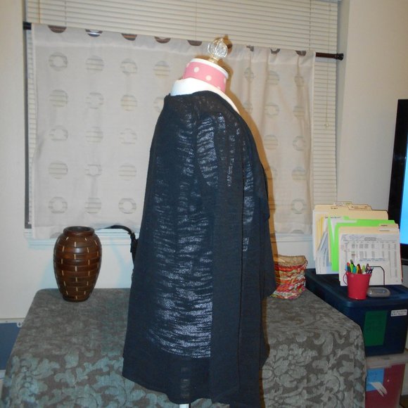 DKNY Black Light Cardigan Open M Drapey Lightweight Basic - Picture 4 of 13